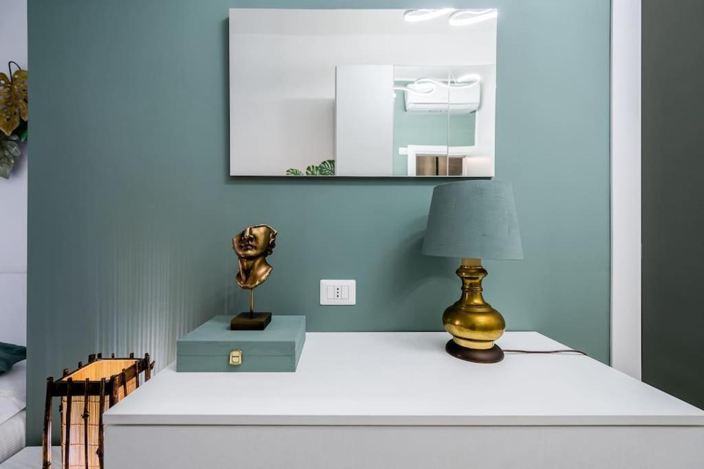 Linate Airport Elegant Suite,Tram 1 Minute Away 밀라노 외부 사진