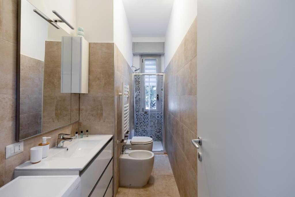 Linate Airport Elegant Suite,Tram 1 Minute Away 밀라노 외부 사진